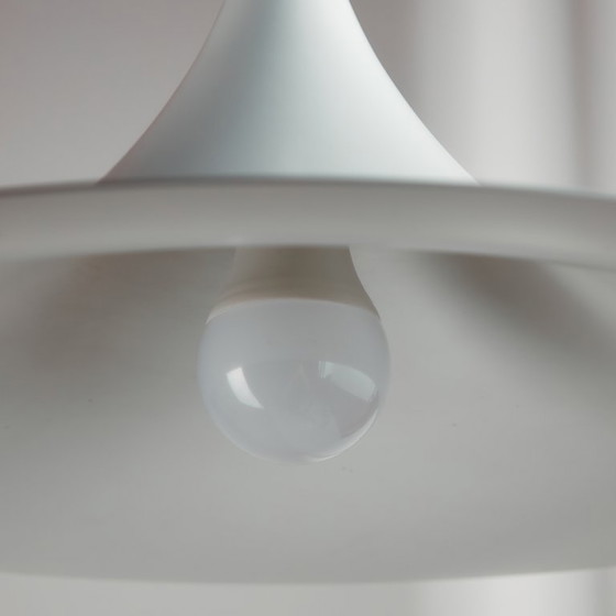 Image 1 of MK11181 Modèle 4372 pendentif par Lyskær Belysning