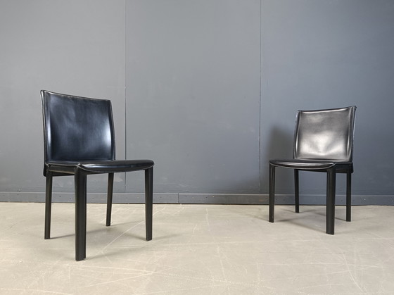 Image 1 of Chaises de salle à manger en cuir noir par Arper Italie, 1980 - ensemble de 6