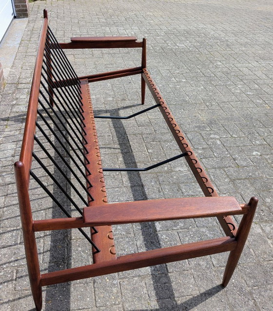 Image 1 of Fauteuil scandinave en teck