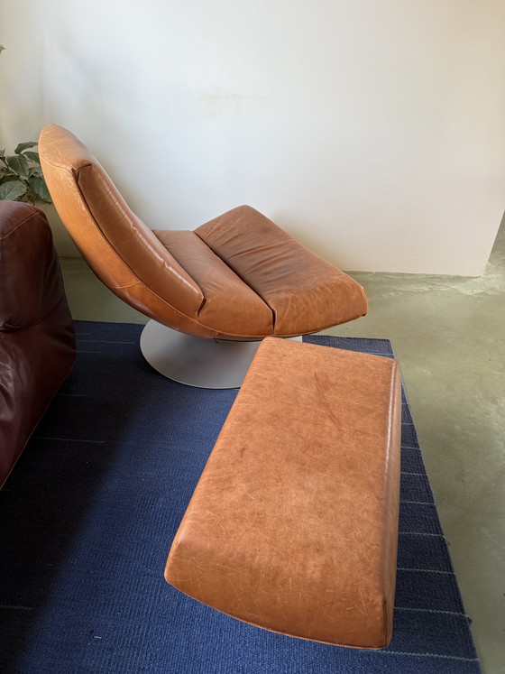 Image 1 of Poltrona Montis Oliver con poggiapiedi