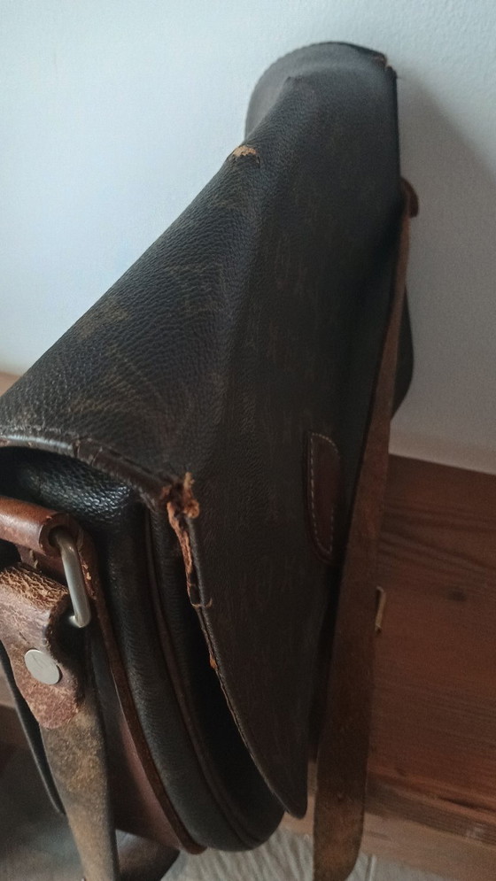 Image 1 of Louis Vuitton shoulder bag