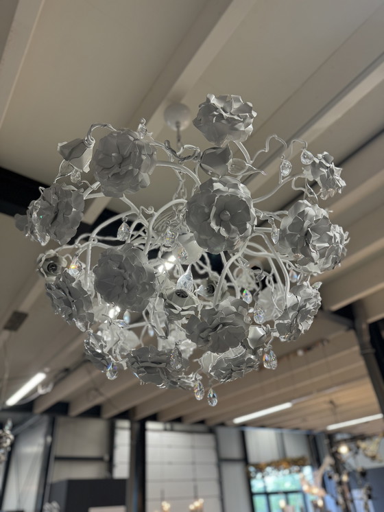 Image 1 of Marque van Egmond Love you Love you not Lustre blanc D100