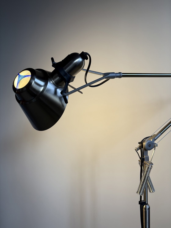 Image 1 of Lumina Tangram