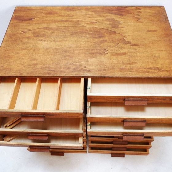 Image 1 of Vintage houten ordner met 22 laden, handgemaakt