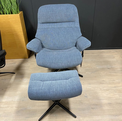 Sillón reclinable Stressless Sunrise L con reposapiés