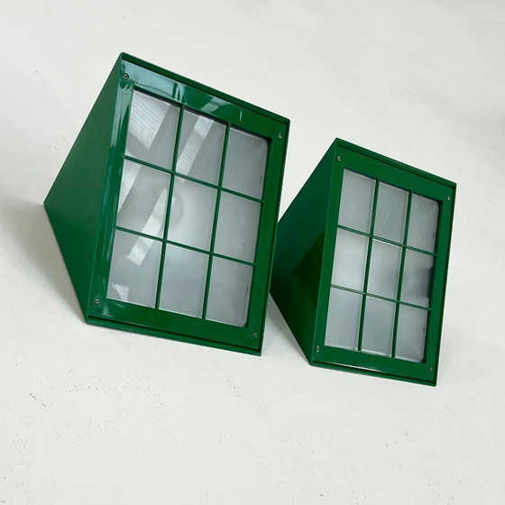 Image 1 of Lámpara de pared para exterior Triangolo en verde de Goccia Illuminazione, años 80
