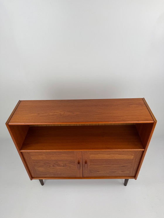 Image 1 of Libreria/mobile bar in teak danese: eleganza compatta di metà secolo