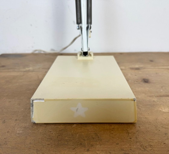 Image 1 of Lampada da tavolo vintage bianca da architetto italiano, anni '70