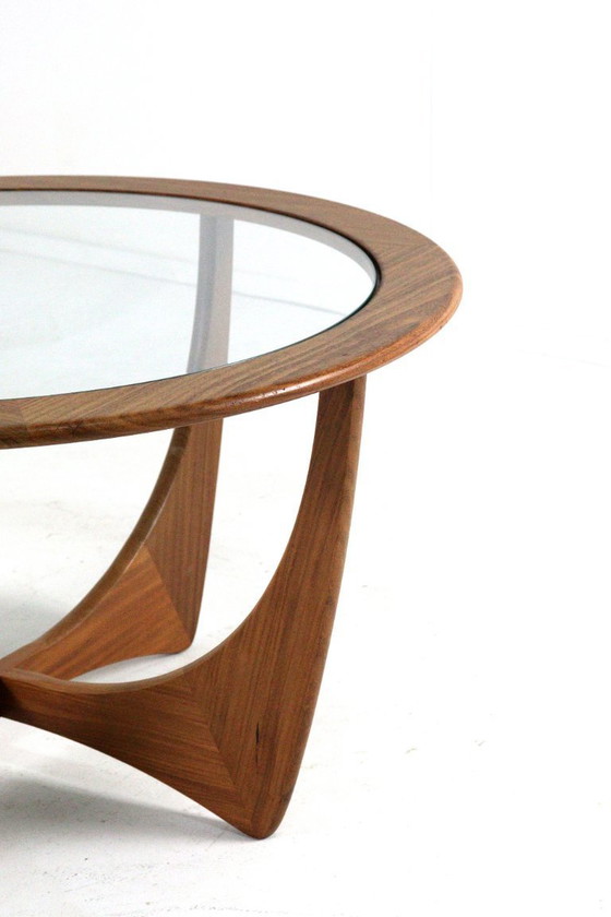 Image 1 of Table basse ronde G-Plan Astro Vintage 'Ludlow'