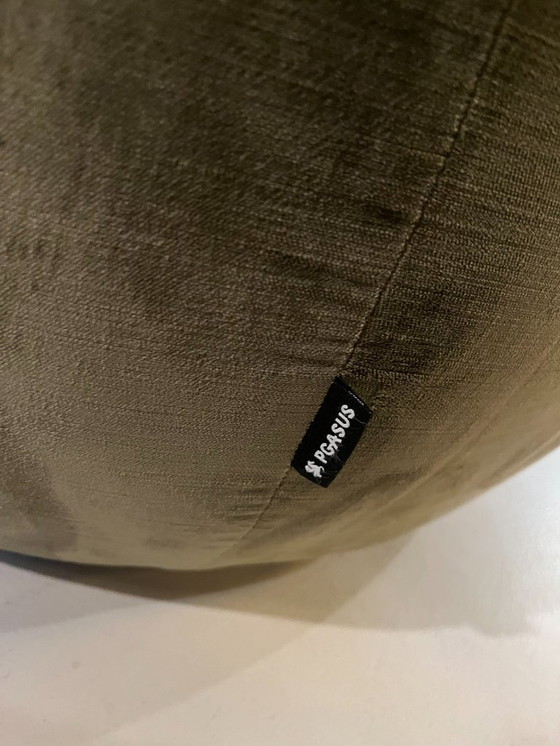 Image 1 of 1x PGASUS armchair