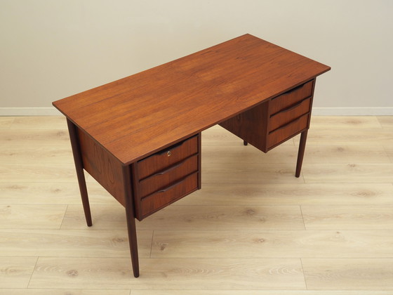 Image 1 of Teakholz-Schreibtisch, Dänisches Design, 1970er Jahre, Produktion: Dänemark