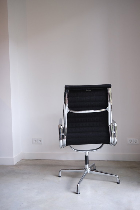 Image 1 of 4x Vitra Eames EA112 – Hopsak negro / Cromo