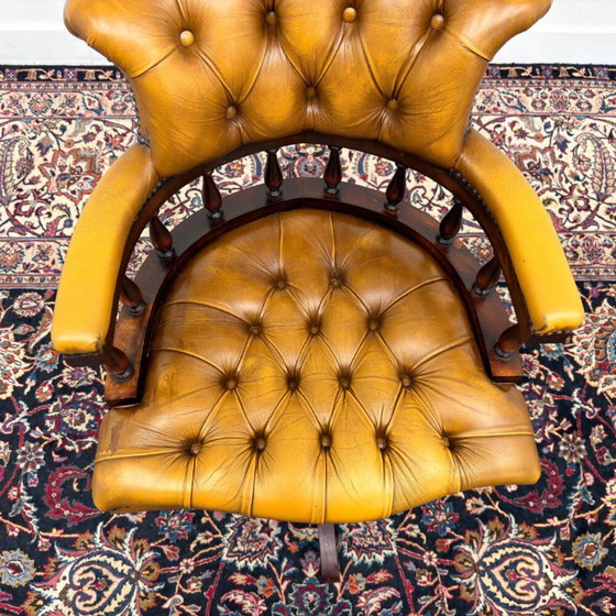 Chaise de bureau Chesterfield classique anglaise marron – Chaises de bureau, Cuir, Bois (photo 6 of 7)