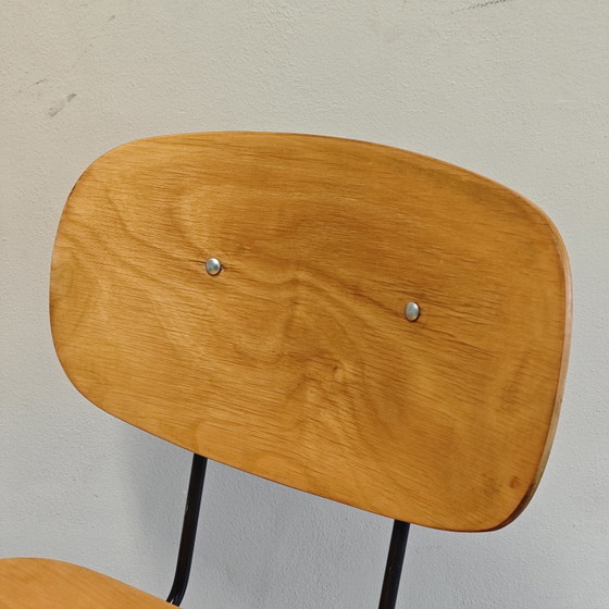 Chaises Gispen Vintage par Wim Rietveld – Fauteuils, Metal, Wood (photo 11 of 11)