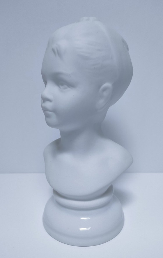 Image 1 of Cabeza de niña de porcelana bisqué de los años 60