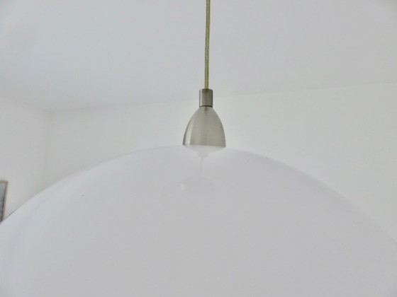 Sospensione sferica di grandi dimensioni realizzata in perspex o policarbonato – Lampade a sospensione (photo 6 of 8)