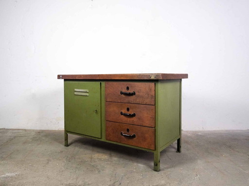 Cassettiera da lavoro vintage industriale