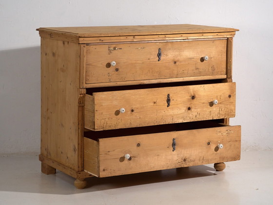 Commode ancienne à trois tiroirs (c.1920) #36 – Rustic (photo 8 of 40)