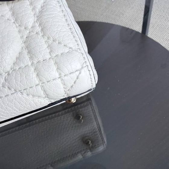 Image 1 of DIOR LADY MINI - PELLE DI VITELLO GRAMMATIZZATA CANNAGE, DETTAGLI IN ORO BIANCO
