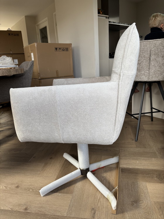 Image 1 of Moods Milano dining table chair 6x be handsome nature 01 Iras 360 anodic