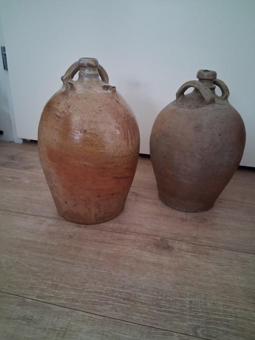 2 vieux pots