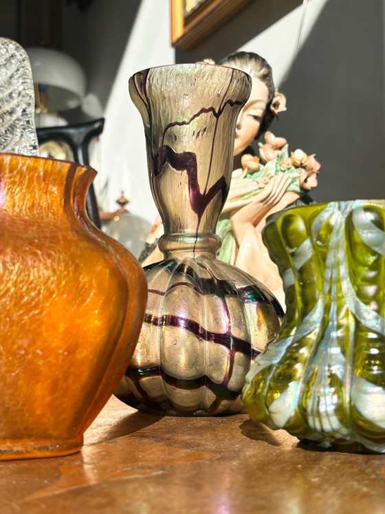 Vase Loetz en verre vert irisé et argenté des années 1950 – Glass (photo 11 of 11)