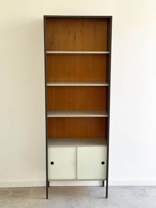 1x Arredamento cabinet Pilastro