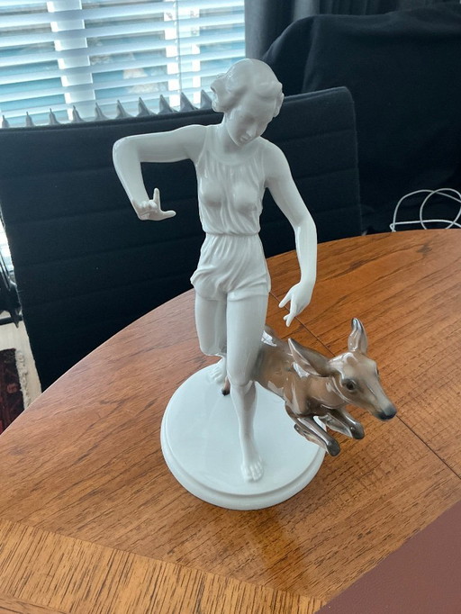 Mujer con corzo (ciervo) 1930 🦌 ‘ROSENTHAL’