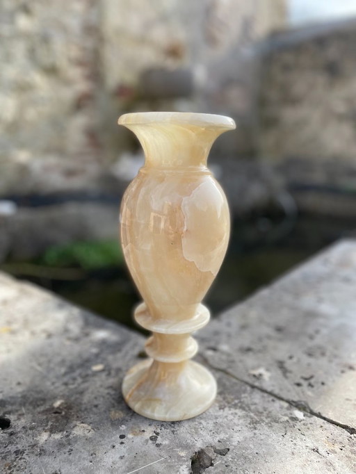 Vintage Onyx Vase 1970s Sculptural Stone Vase 25cm – Decorative Piece with Visible Repair