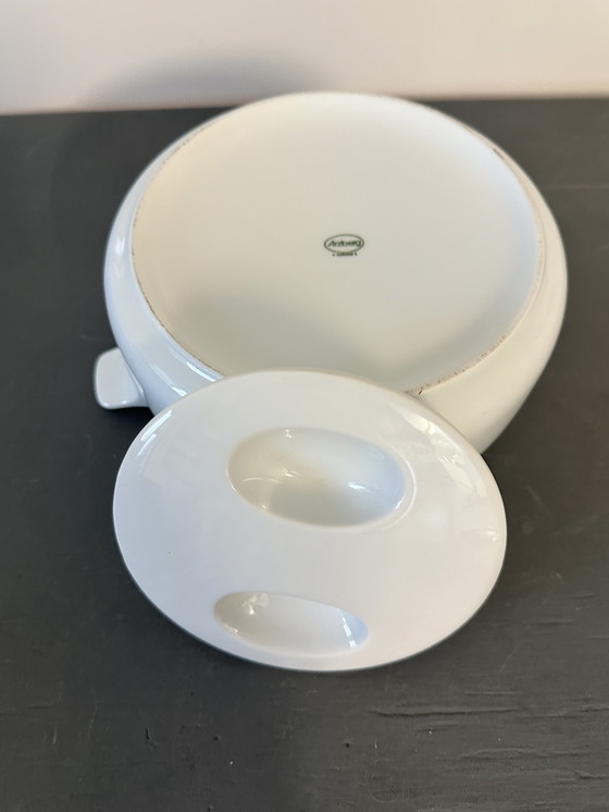 Image 1 of Puntgave Arzberg “Delta” dekschaal 1,4 L – ontwerp Hans‑Theo Baumann