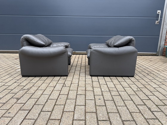 Image 1 of 2x Cassina Maralunga 1z origineel Anthraciet grijs Topstaat!
