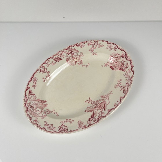 Image 1 of Piatto ovale in gres porcellanato KG Lunéville, "Fontainebleau", rosa, XIX secolo