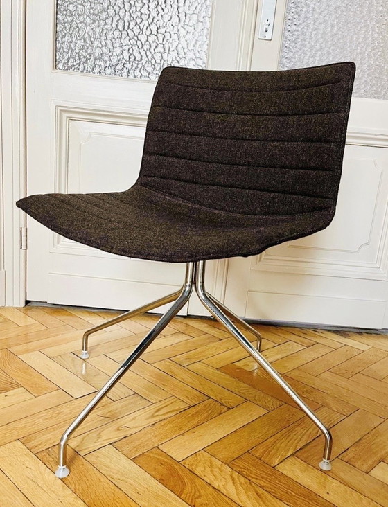 Image 1 of 8x Arper Catifa Dining Chairs