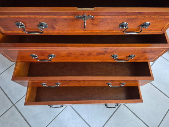 Elegant Eye-Catcher with History: Beautiful Mahogany Secretary Desk – Wood (photo 7 of 11)