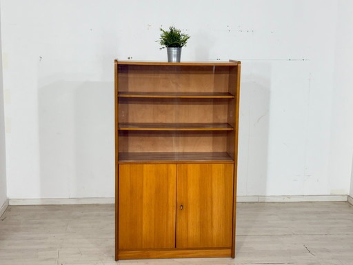 Vitrinekast/hoge kast uit het midden van de 20e eeuw – Vintage highboard uit de jaren 60 – Iepenhout