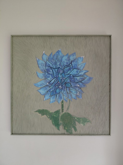 "THE STRONG BLUE DAHLIA" Gallery Suncorner