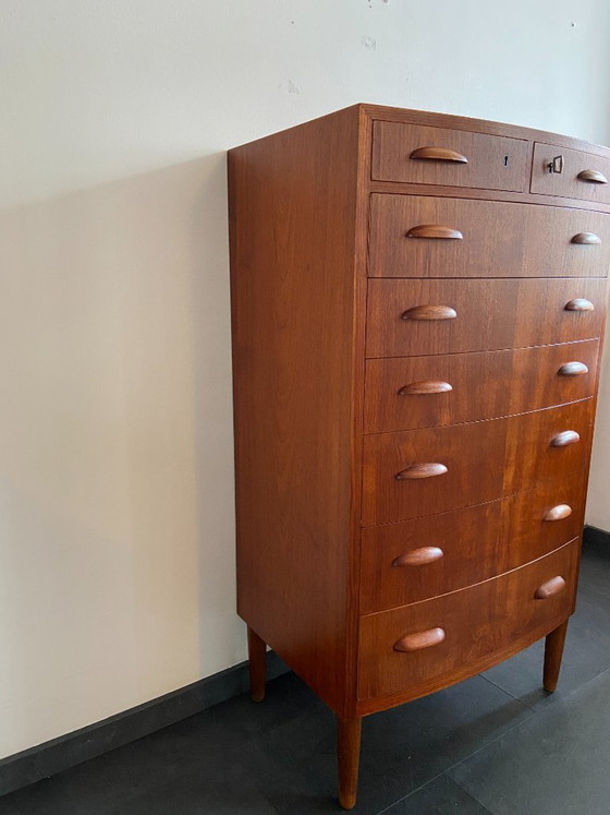 Image 1 of Vintage Danish chest of drawers with 8 drawers