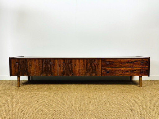 Low Scandinavian sideboard in rosewood, 1960