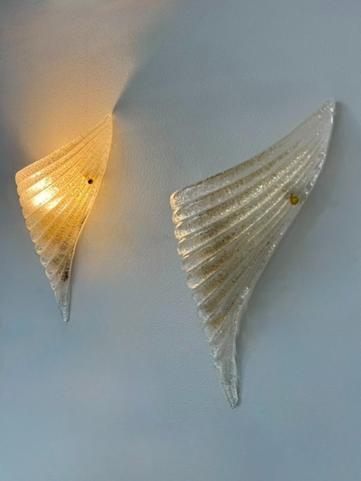 Een paar vintage, geperste wandlampen van Murano-glas, Italië 1980. – Murano Glass (photo 2 of 9)