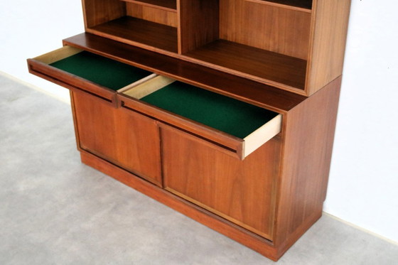 Image 1 of Bibliothèque double suédoise vintage