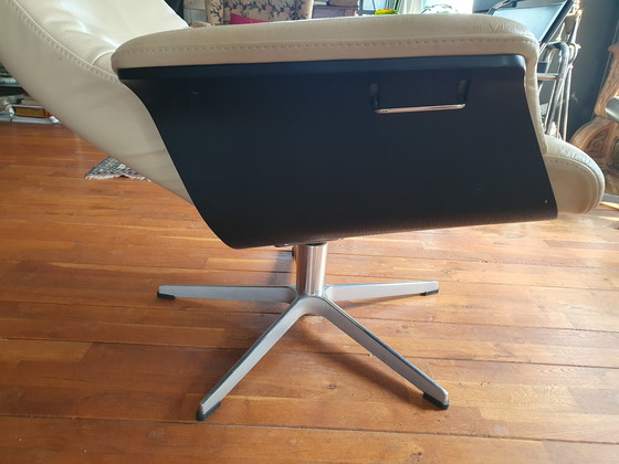 Image 1 of Conform Time Out Recliner and Hocker, Scandinavian Design