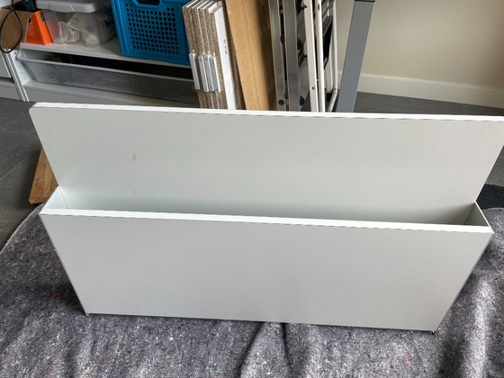 Vitsoe 606 Desk Shelf 90cm – Armadi a muro, Aluminium (photo 7 of 12)
