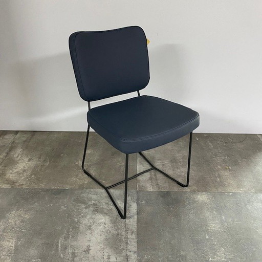 Kiko plus juego de 4 2.0 – Bert Plantagie, eetkamerstoelen, Leather, Calfskin