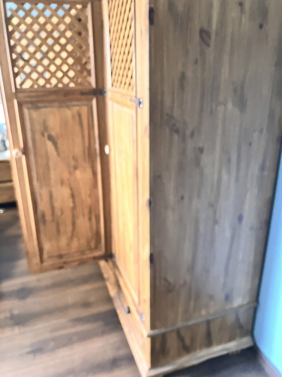 Image 1 of Cabinet mexicain