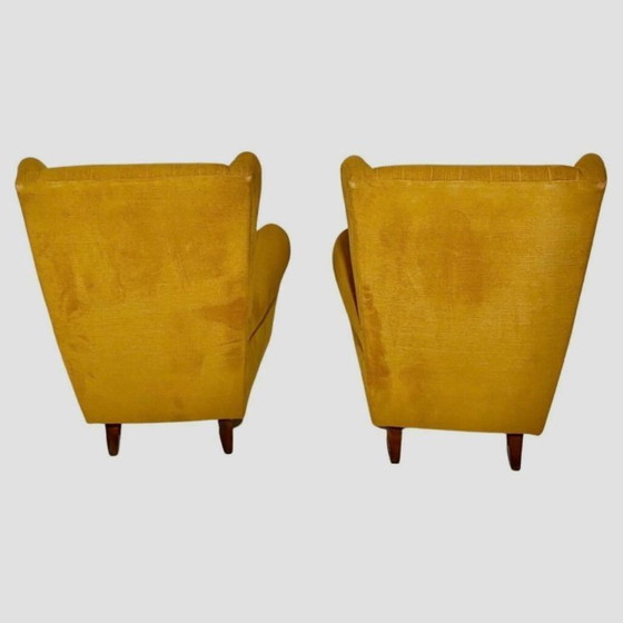 Image 1 of Conjunto de 3 sofás y sillones de terciopelo mostaza de mediados de siglo de ISA Bergamo, Italia.