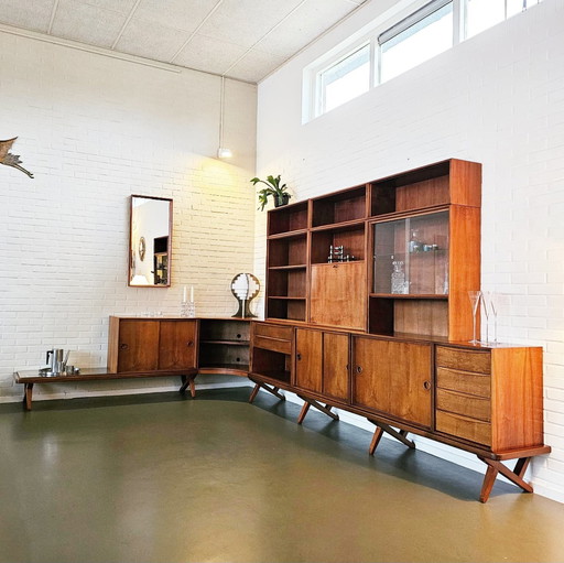 XXL Crossleg Wall Unit Sideboard Walnut