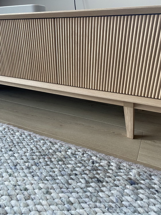 Image 1 of Meuble TV Monoz Groove en chêne 180 cm