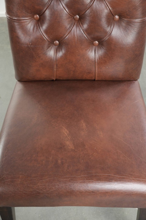 4x vintage rundleren chesterfield eetkamerstoel in een mooie donker bruine kleur – Eetkamerstoelen, Leather (photo 12 of 13)
