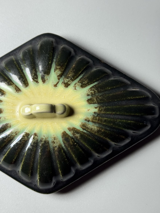 Image 1 of Thulin, 1930s - Lidded Box with “Airain” Glaze — Model 784