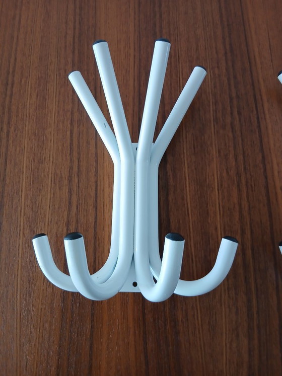 Wall coat rack (2) – 1980s Design – Vintage – Metal (photo 4 of 6)